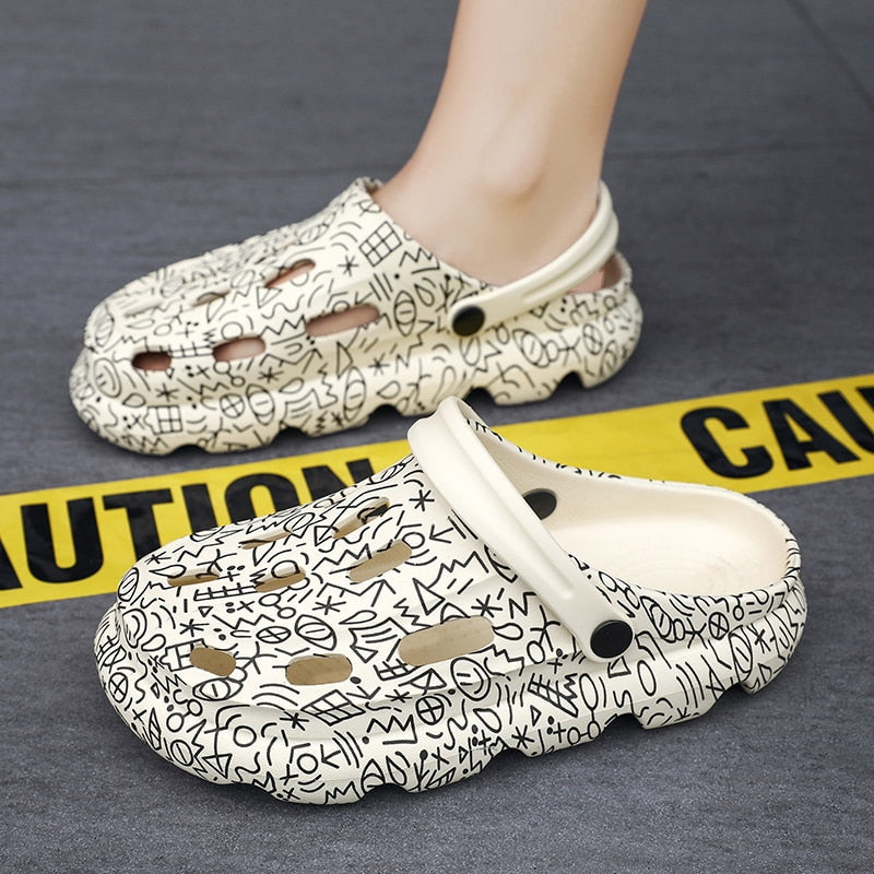 Chinelo do tipo Crocs Drommer